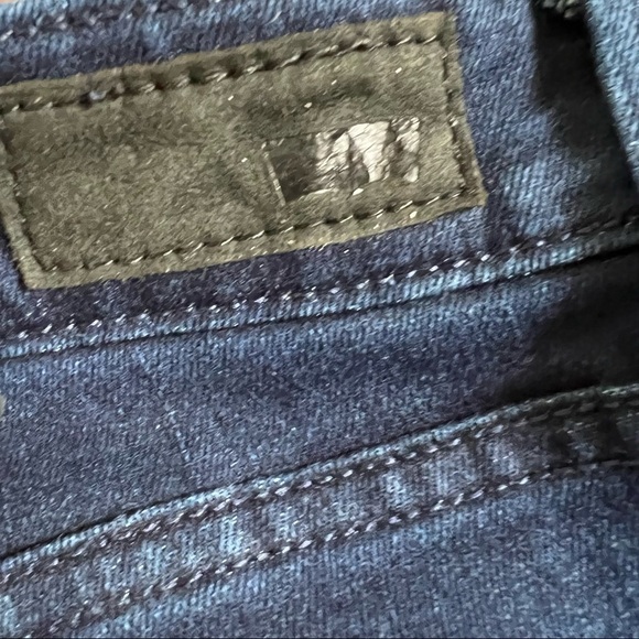 LEVI’S DENI CURVE CLASSIC‎ RISE STRAIGHT WOMEN’S STRETCH JEANS SIZE 12/31 - Picture 13 of 14